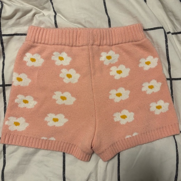 Altar’d State Pink Daisy Knit Shorts - Picture 4 of 8